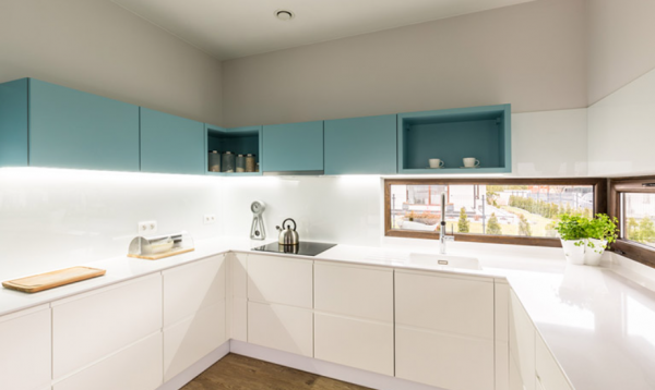 Kitchen set minimalis dengan tampilan matte